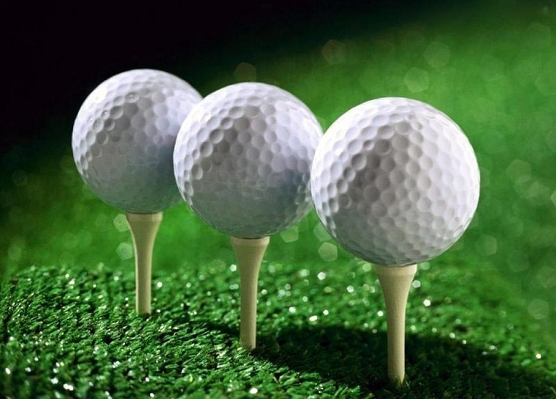 Tùy từng cú đánh, golfer nên cân nhắc lựa chọn loại bóng phù hợp