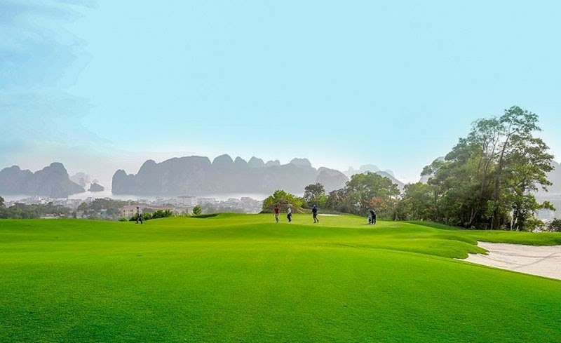 Sân golf Gia Lai nằm không xa các điểm du lịch nổi tiếng khác trong khu vực 