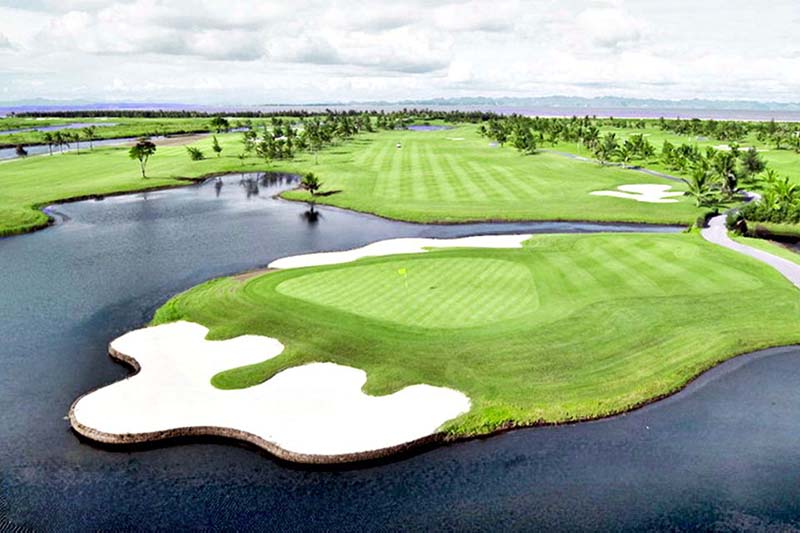 Sân golf Lengend là một trong những sân golf Hà Nội thường xuyên được lựa chọn là điểm đến lý tưởng của nhiều golfer