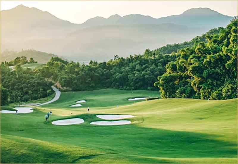 Sân golf Hilltop có thiết kế 36 lỗ golf tiêu chuẩn