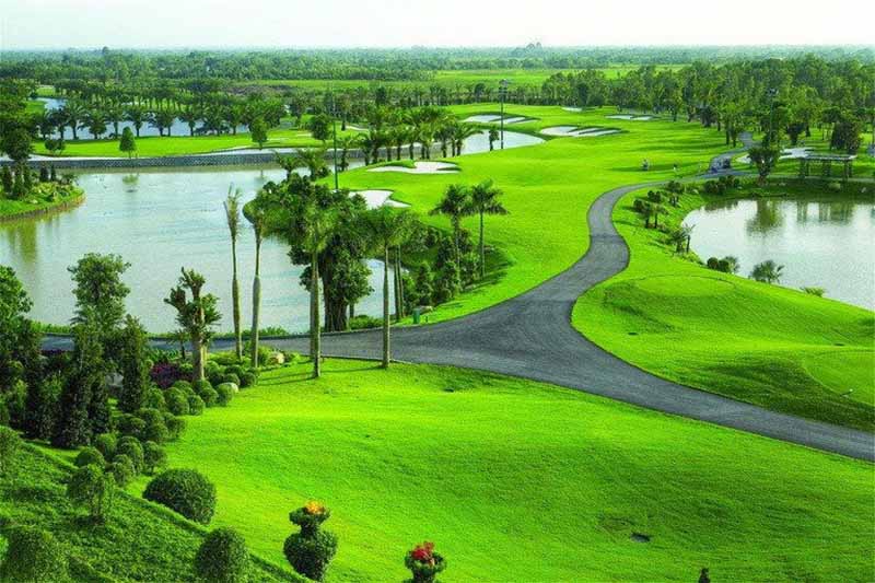 Sân golf Vinpearl Phú Quốc sở hữu 27 lỗ golf tiêu chuẩn, được thiết kế theo không gian mở