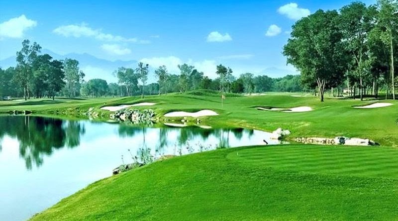 Sân golf Thuận Thành nằm ngay bên bờ sông Đuống thơ mộng