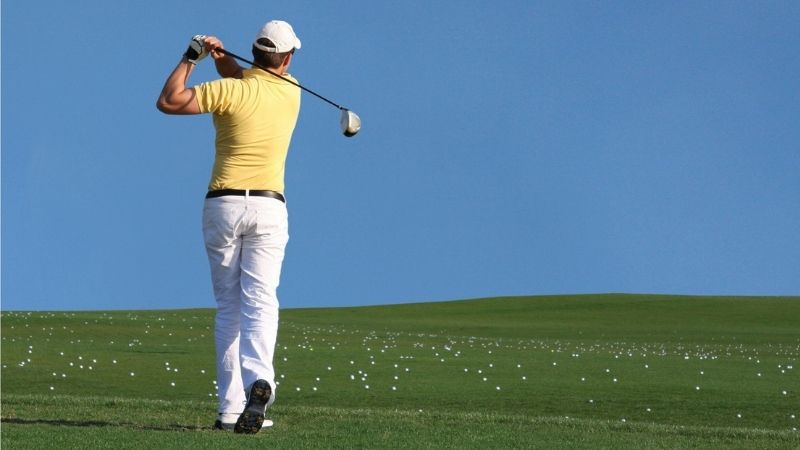 Tư thế đánh golf ảnh hưởng rất lớn đến hiệu quả của cú đánh