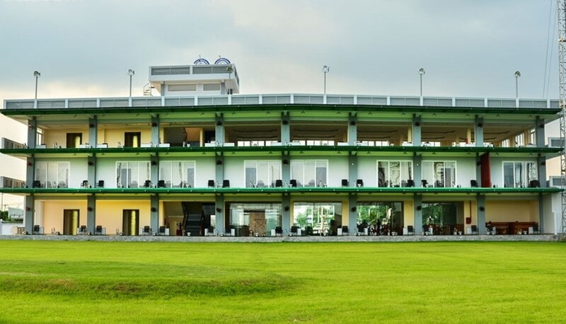 Sân tập golf Happy nằm ngay giữa trung tâm thành phố Hồ Chí Minh 