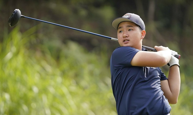 Golfer Anh Minh lại tiếp tục ghi điểm Albatross tại hố 13 năm 2015