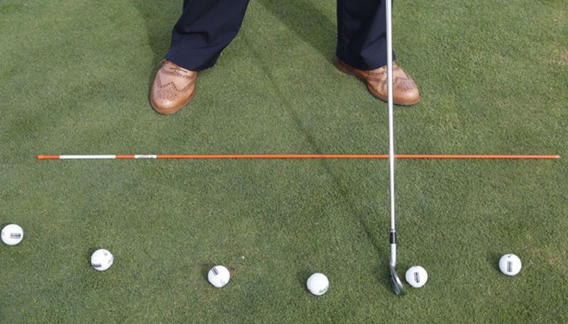 Golfer nên chú ý đến gậy sử dụng để có cách đặt bóng chuẩn nhất