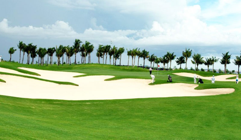 Sân golf Sea Links & Country Club còn sở hữu nhiều chướng ngại vật thách thức được bố trí một cách hợp lý