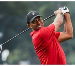 Tiger Woods là huyền thoại golf số 1 thế giới