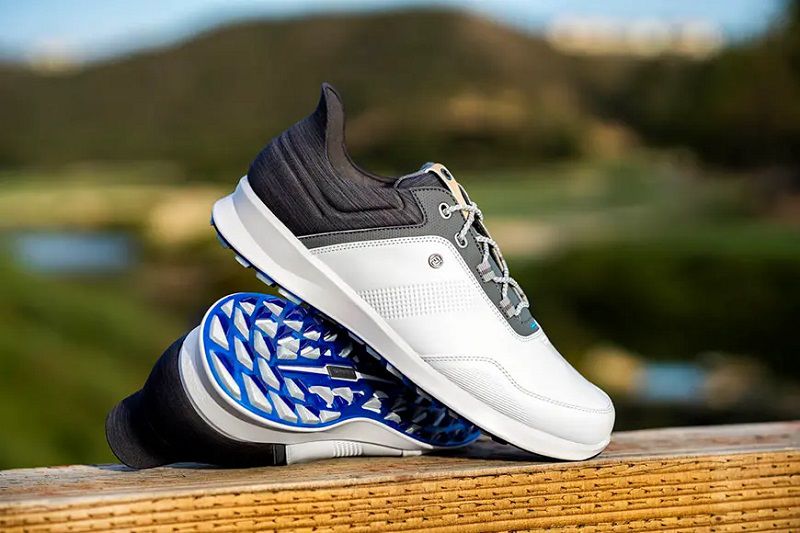 Thiết kế giày sang trọng, tôn lên được phong cách của golfer