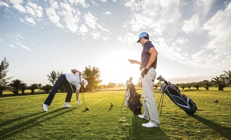 Dựa vào nhiều yếu tố khác nhau để lựa chọn câu lạc bộ golf phù hợp nhất