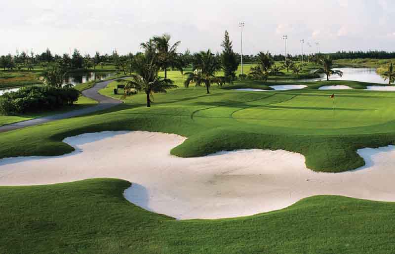 Sân golf Đồ Sơn phù hợp với cả golfer chuyên nghiệp và nghiệp dư