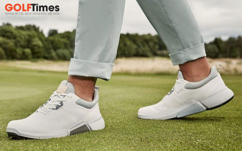 Giày chơi golf Ecco thoáng khí