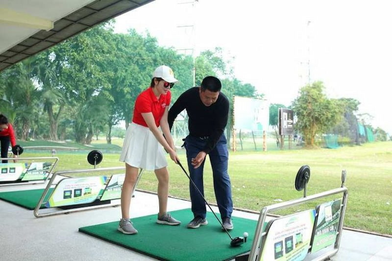 Sân golf quy tụ những golfer chuyên nghiệp đến luyện tập và thi đấu