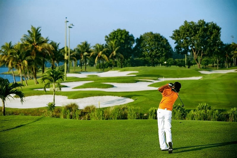 Sân golf ELS Club Teluk Datai sở hữu cảnh quan thiên nhiên tuyệt đẹp