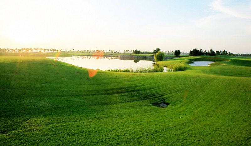 Sân golf Quân khu 2 với diện tích rộng lớn cho golfer thoải mái vung gậy