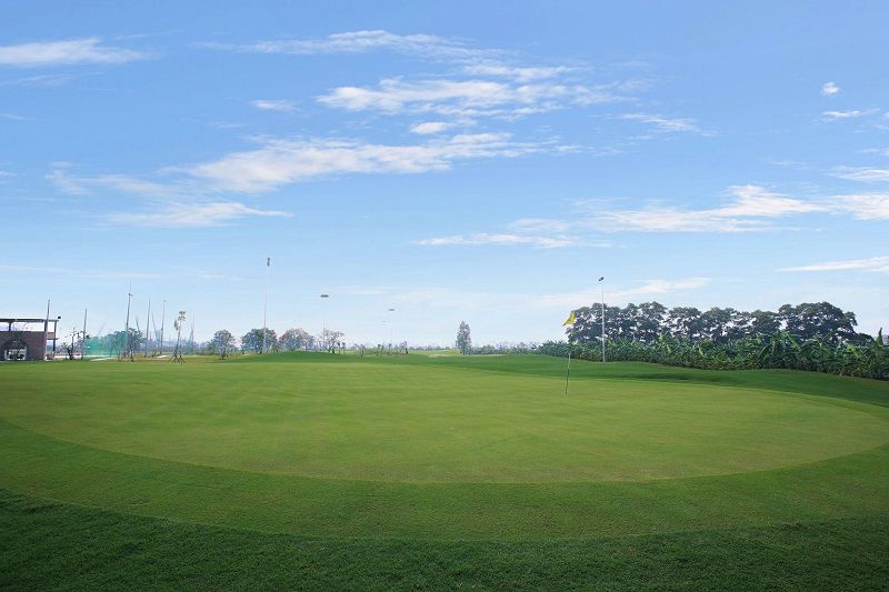Sân golf Hà Đông mở cửa vào tất cả các ngày trong tuần