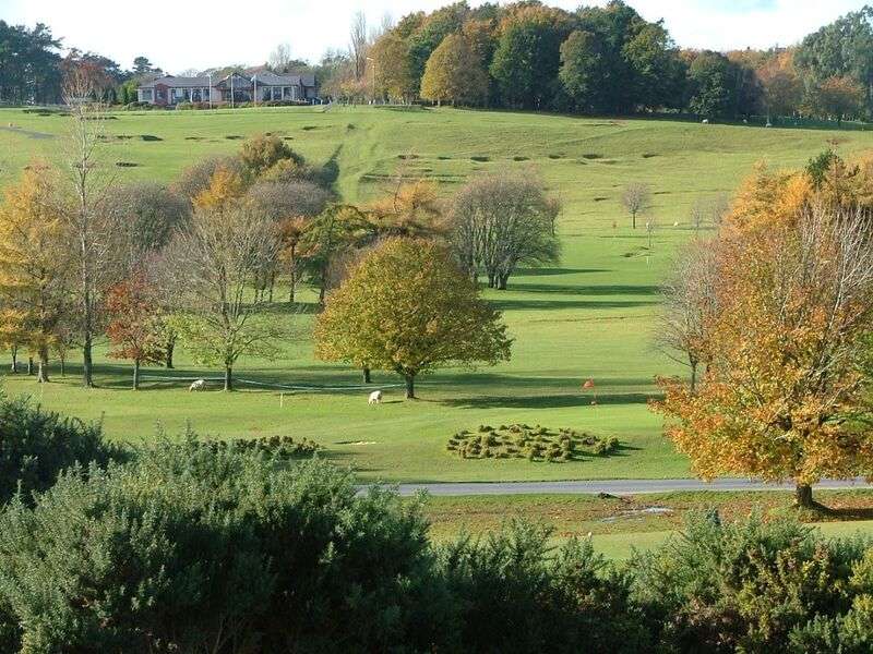 Đây là sân golf lâu đời nhất tại Ireland