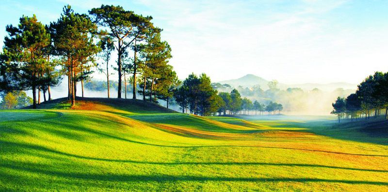Dalat Palace Golf Club là sân golf lâu đời nhất tại Việt Nam