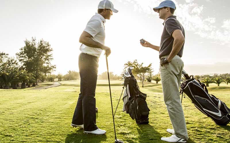 Phương pháp giảm đau và hạn chế các chấn thương khi tập golf