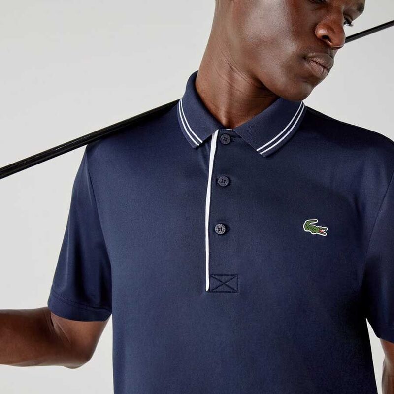 Quần áo golf Lacoste sở hữu nhiều ưu điểm nổi bật về thiết kế và hiệu suất