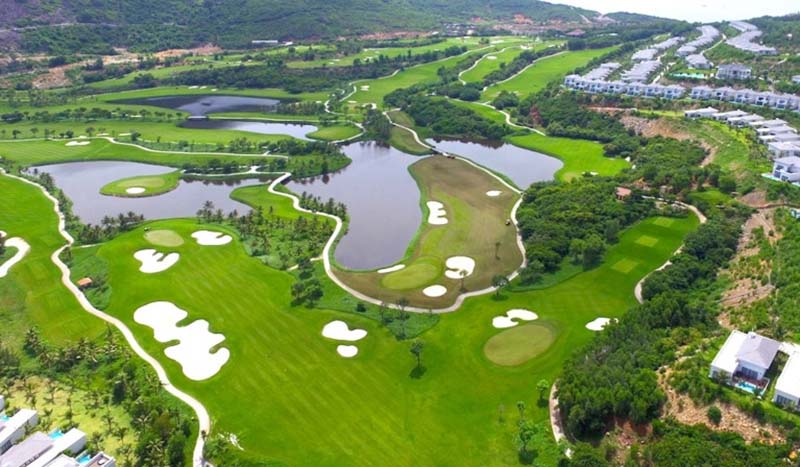 Vinpearl golf Nha Trang là một trong 29 vịnh đẹp nhất trên toàn thế giới