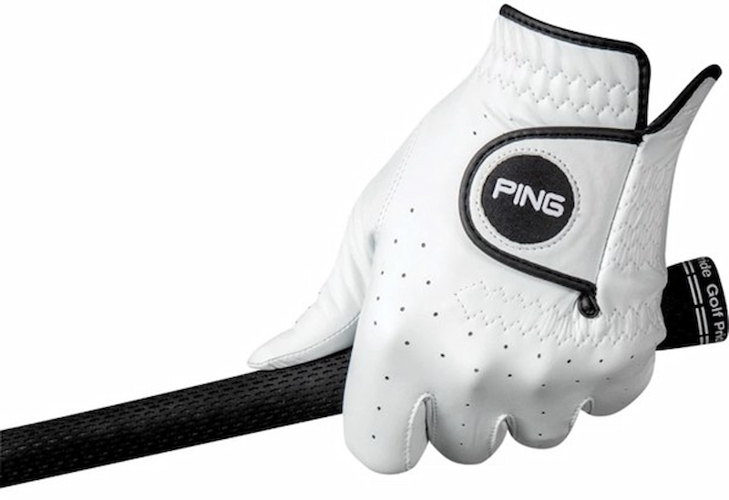 Các mẫu găng tay golf của hãng đều được làm từ chất liệu cao cấp
