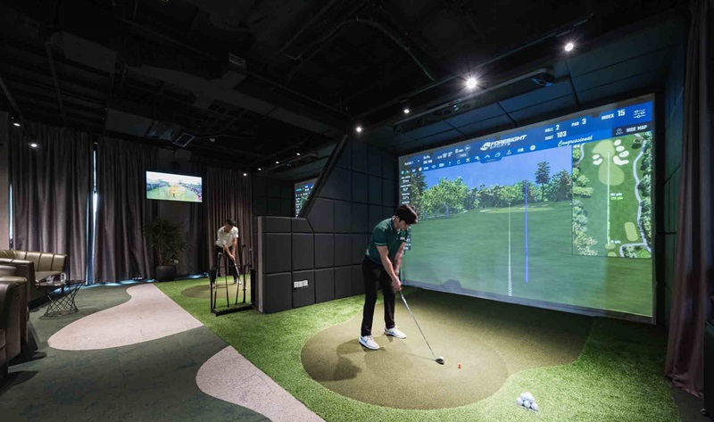 Tập đánh golf tại phòng 3D được nhiều golfer Vinh ưa chuộng