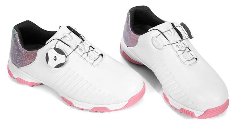Giày PGM XZ153 có màu hồng trắng nữ tính