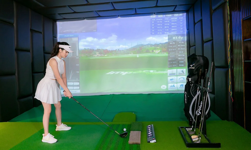 Luyện tập tại phòng golf 3D giúp golfer tiết kiệm thời gian và chi phí