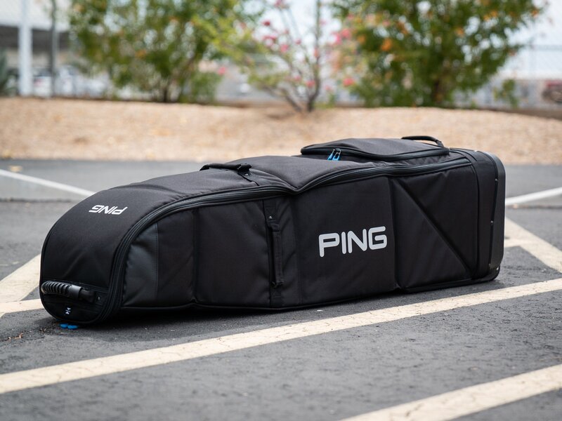 Mẫu túi golf Ping du lịch này giúp bảo vệ gậy golf khỏi trầy xước