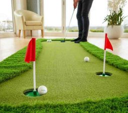 Thảm tập golf giúp golfer giải tỏa căng thẳng sau những giờ làm việc mệt mỏi
