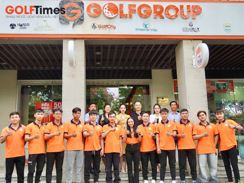 Đại Học HUTECH Đưa Sinh Viên Ngành Quản Lý Thể Thao Tham Quan Kiến Tập Tại Tập Đoàn Golfgroup