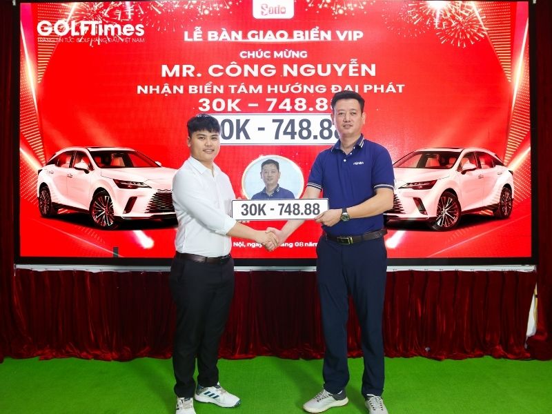 Golfer Công Nguyễn nhận biển 30K-748.88 nhờ sàn Số đỏ