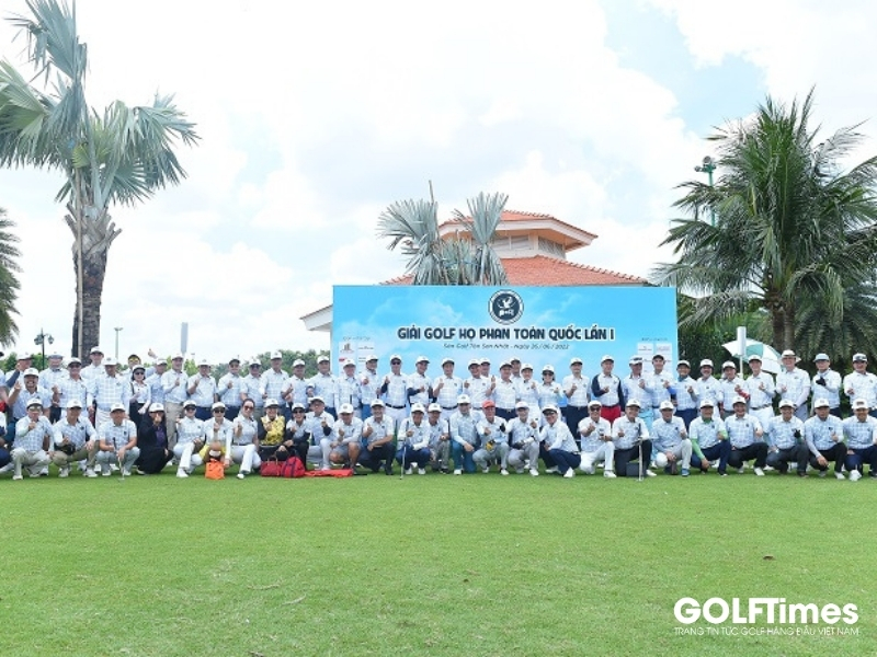 Giải golf họ Phan lần đầu tổ chức tại sân golf Tân Sơn Nhất